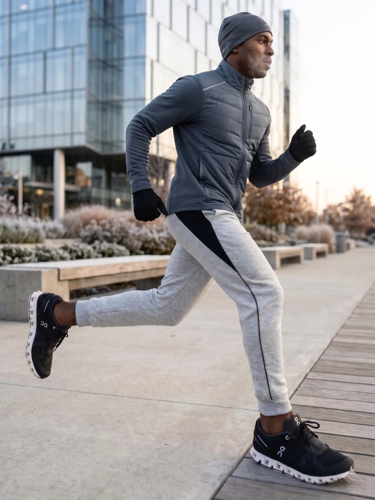 Game Time Mens Fleece Jogger Grey Beanie Run